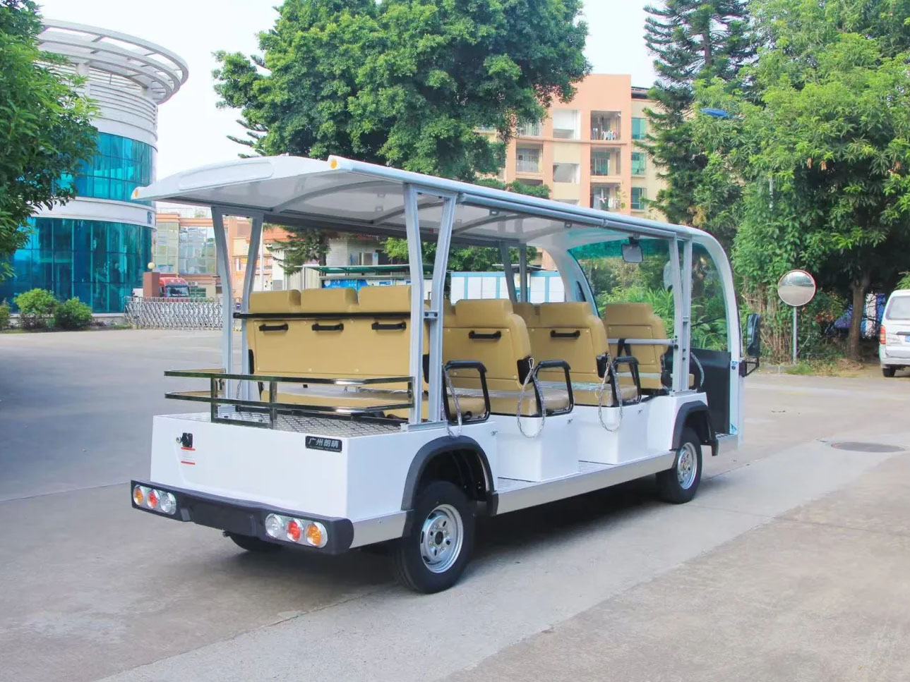 8 Seats Multi-Purpose Sightseeing Bus