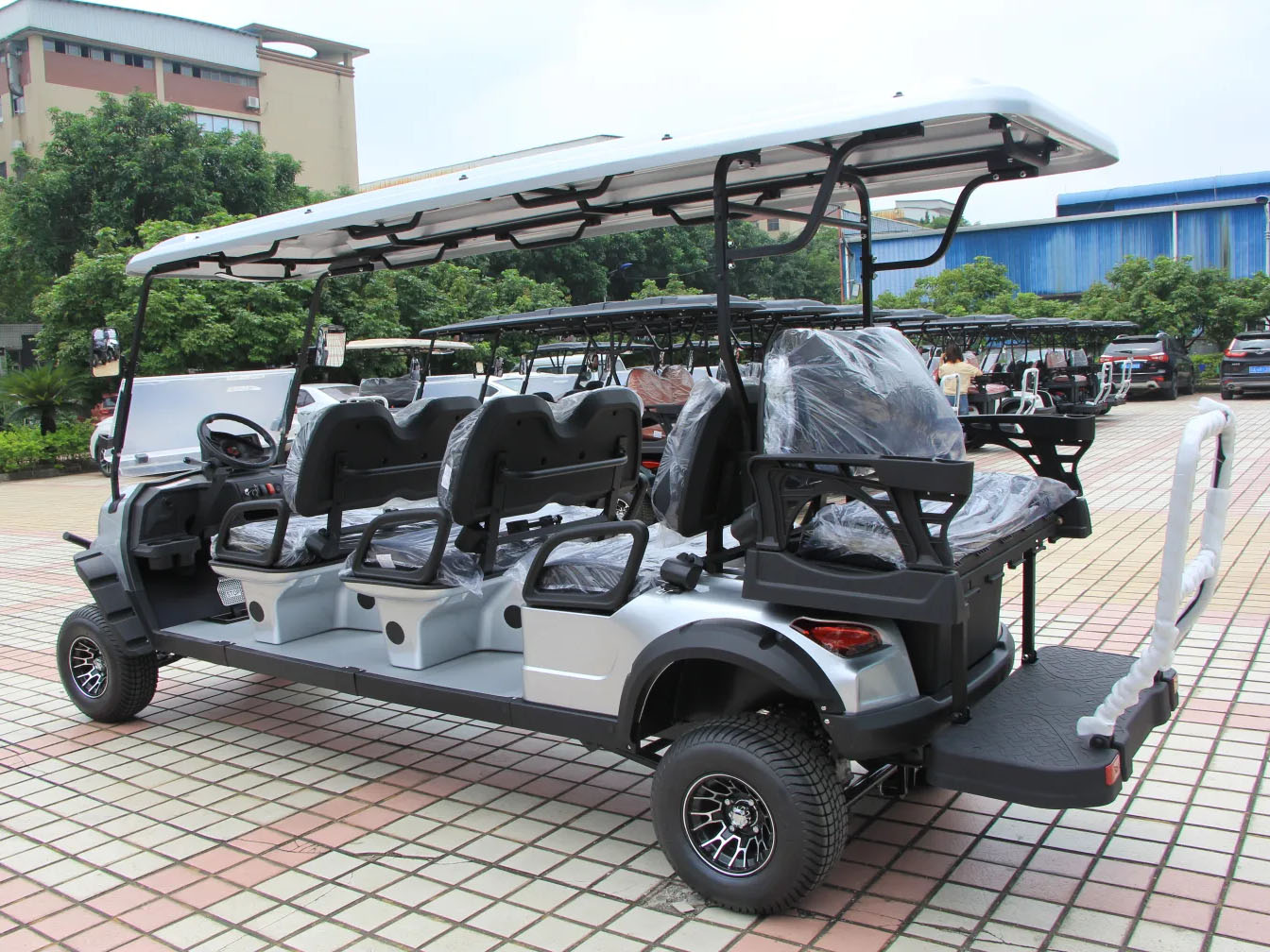8 Passengers Golf Cart