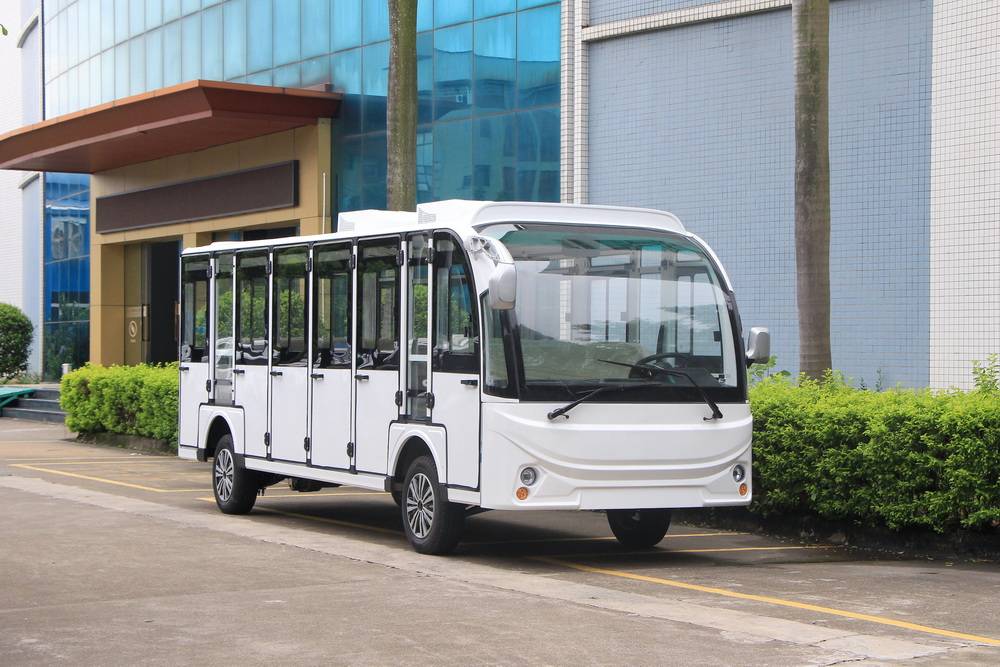 Electronic Tour Bus with Doors