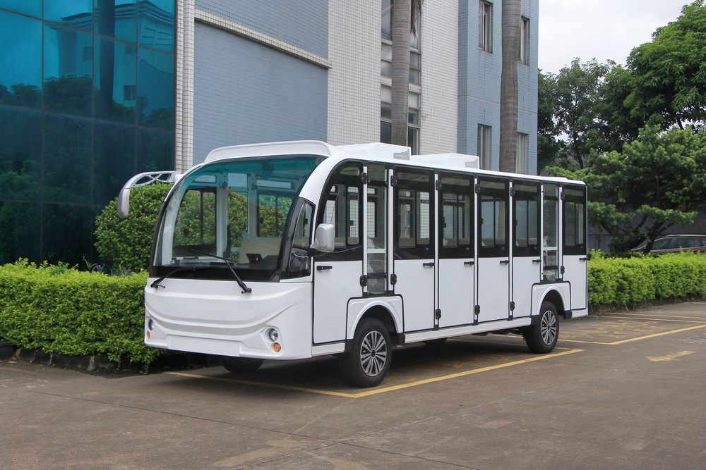 Electronic Tour Bus with Doors